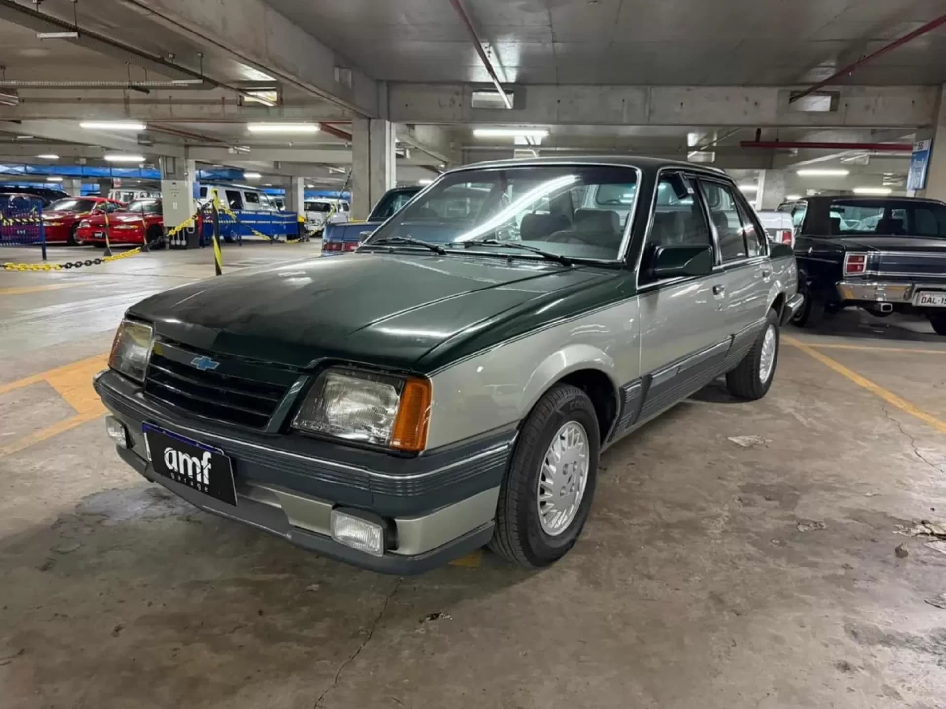 CHEVROLET MONZA 2.0 CLASSIC SE 8V GASOLINA 4P AUTOMÁTICO